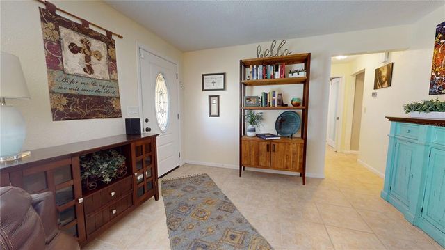 6888 121ST STREET, Seminole, FL 33772