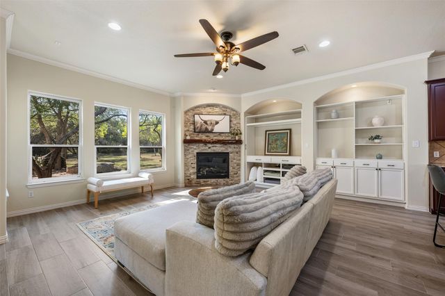 181 Whitney RUN, Buda, TX 78610