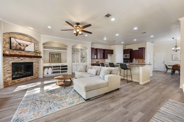 181 Whitney RUN, Buda, TX 78610