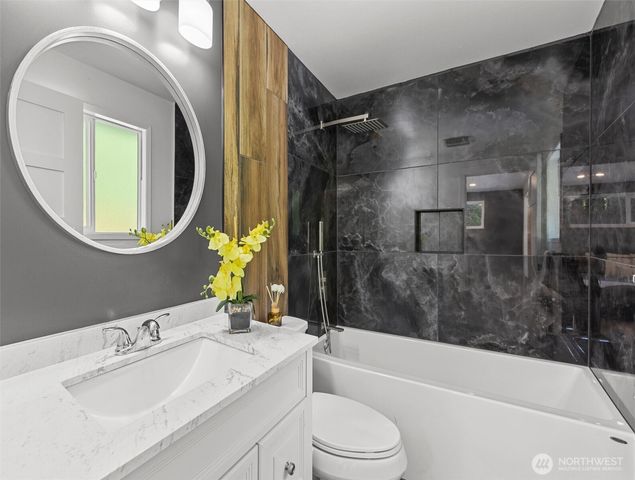 9014 171st Avenue NE, Redmond, WA 98052