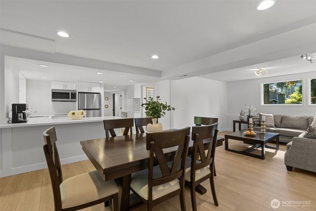 9014 171st Avenue NE, Redmond, WA 98052