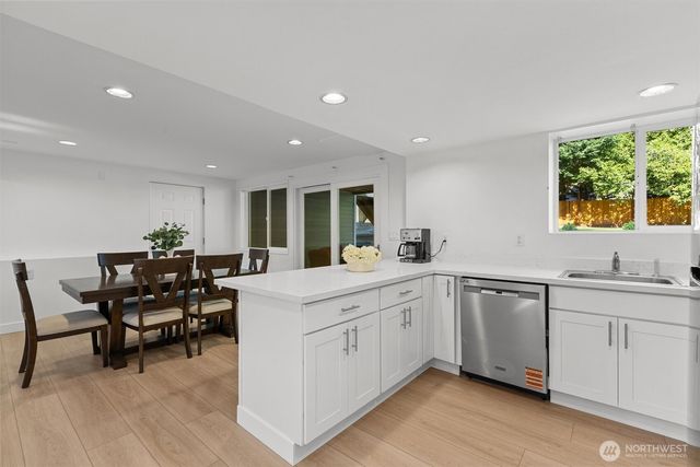 9014 171st Avenue NE, Redmond, WA 98052