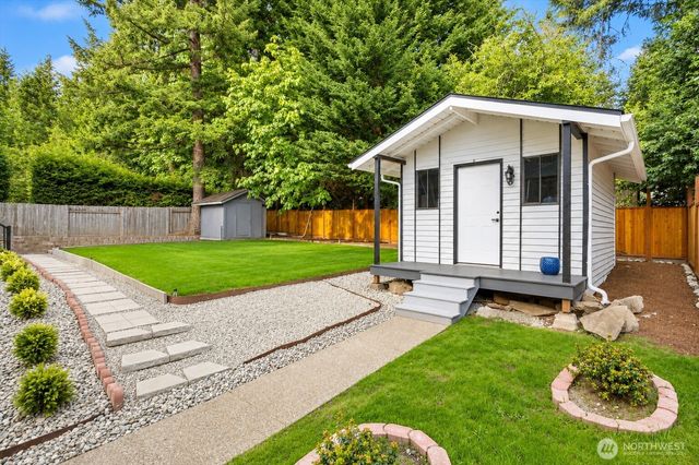9014 171st Avenue NE, Redmond, WA 98052