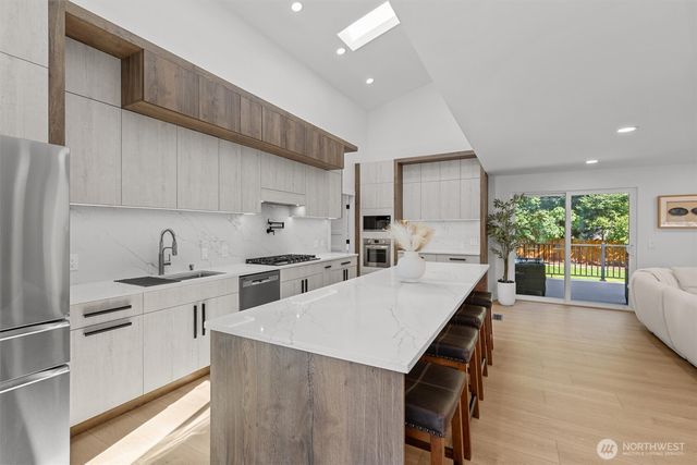 9014 171st Avenue NE, Redmond, WA 98052