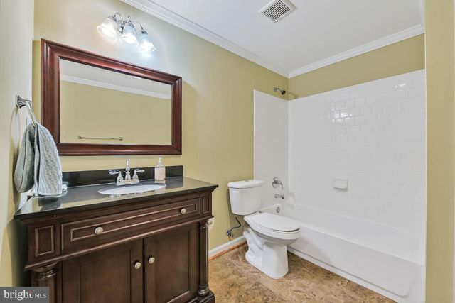 21345 FLATWOOD PL, Sterling, VA 20164