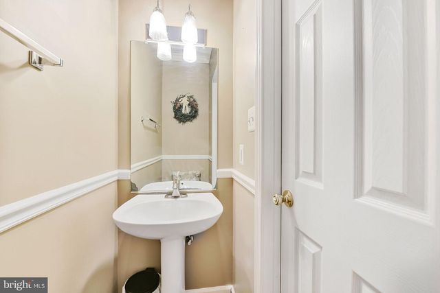 21345 FLATWOOD PL, Sterling, VA 20164