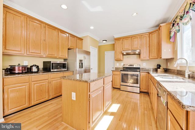 21345 FLATWOOD PL, Sterling, VA 20164
