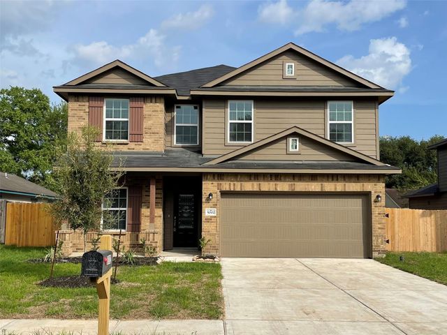 5002 Winnipeg Boulevard, Richmond, TX 77469