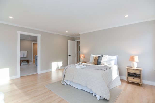 211 Hampstead Road, Derry, NH 03038