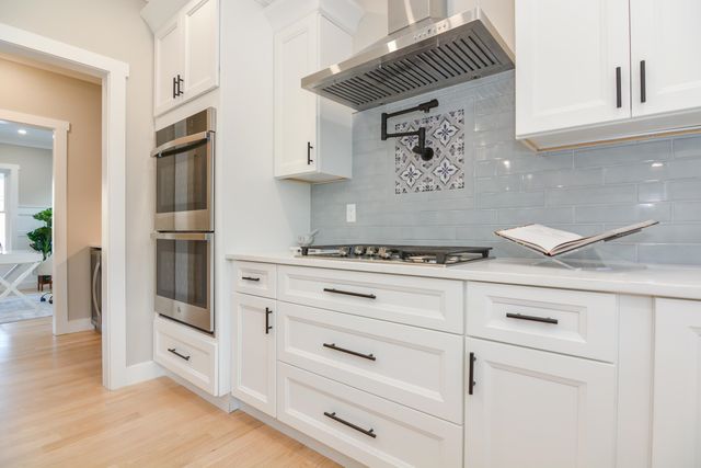 211 Hampstead Road, Derry, NH 03038