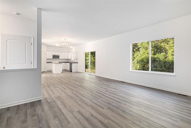 7177 Belle Pointe Drive, Belleville, MI 48111