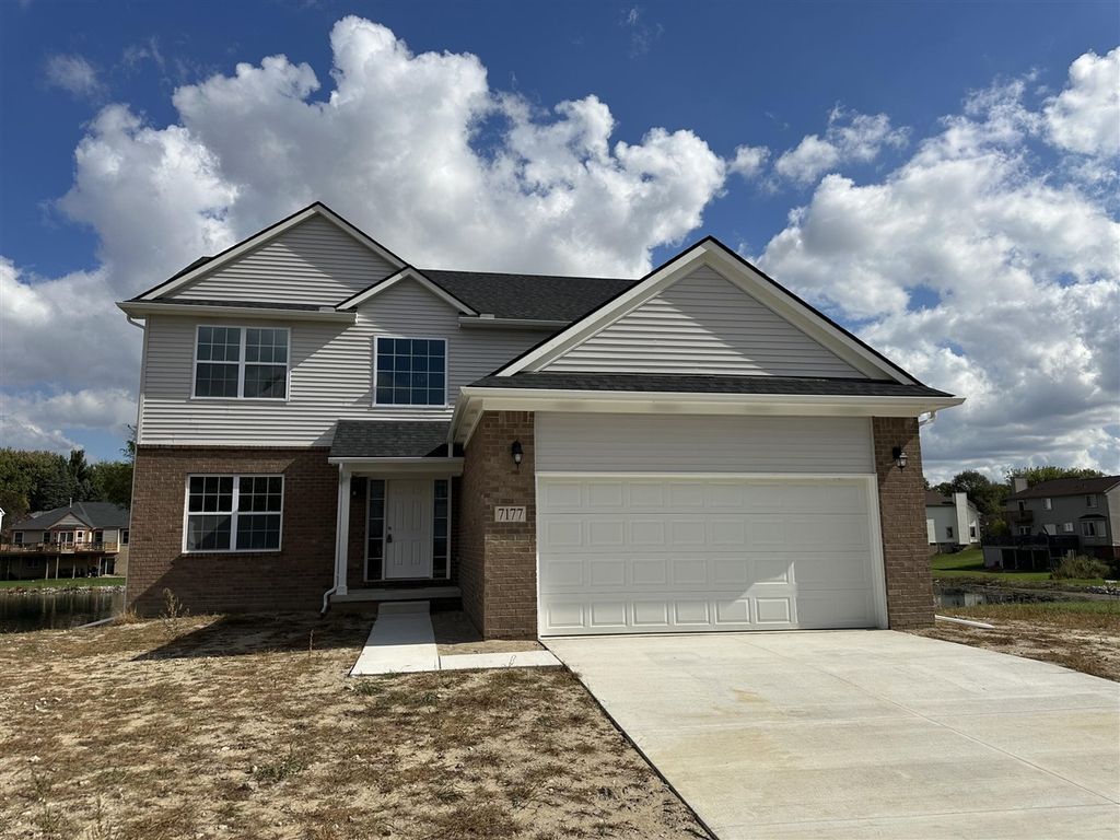 7177 Belle Pointe Drive, Belleville, MI 48111