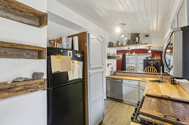 1498 Upper Schooner Road, Nashville, IN 47448