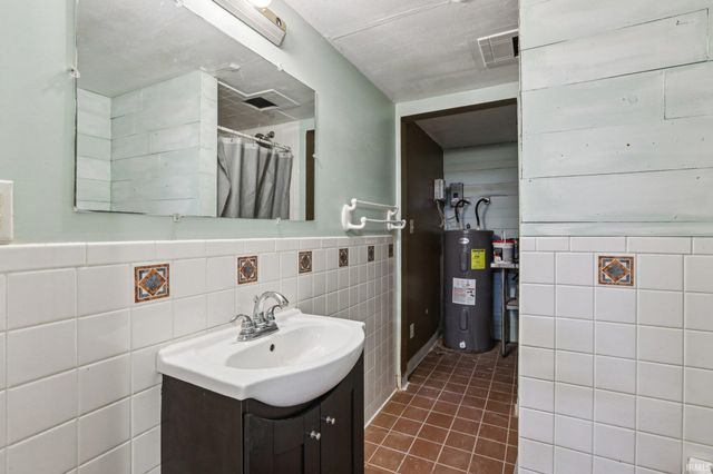 1498 Upper Schooner Road, Nashville, IN 47448