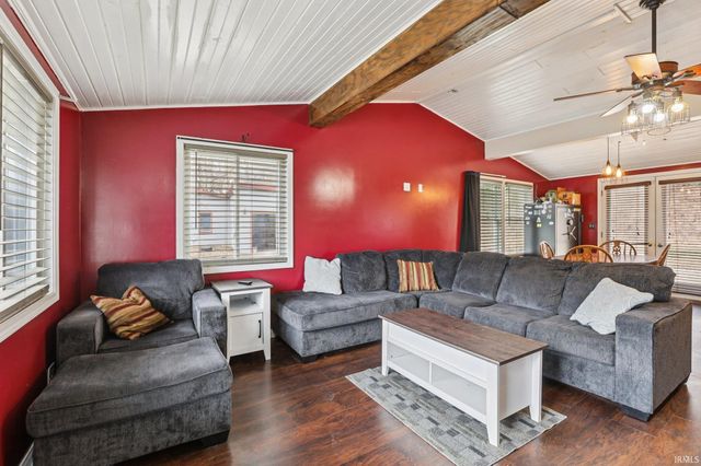 1498 Upper Schooner Road, Nashville, IN 47448