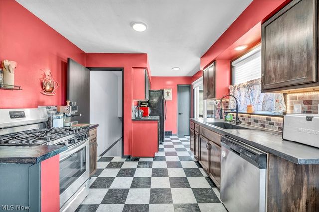 25970 Bagley Road, Olmsted Falls, OH 44138