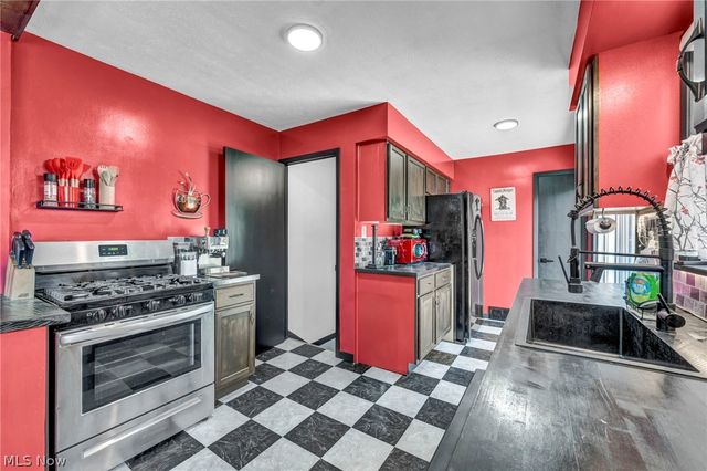 25970 Bagley Road, Olmsted Falls, OH 44138