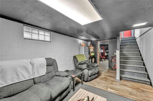 25970 Bagley Road, Olmsted Falls, OH 44138