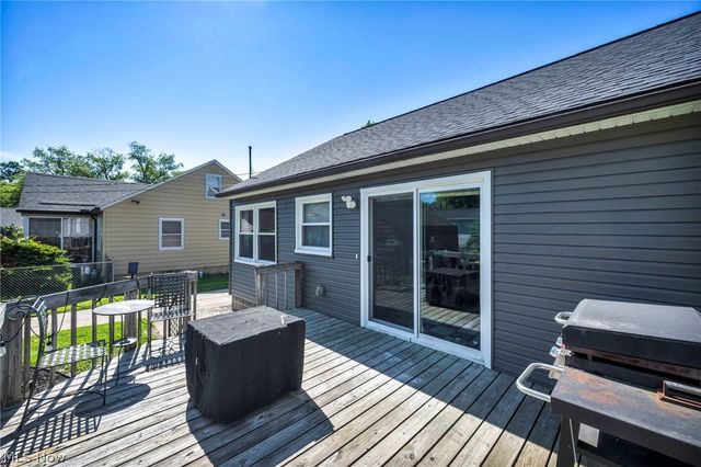 25970 Bagley Road, Olmsted Falls, OH 44138