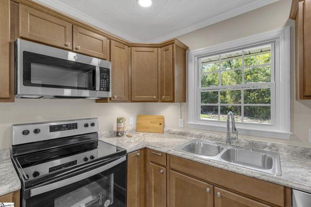 99 Saluda Street, Spartanburg, SC 29301