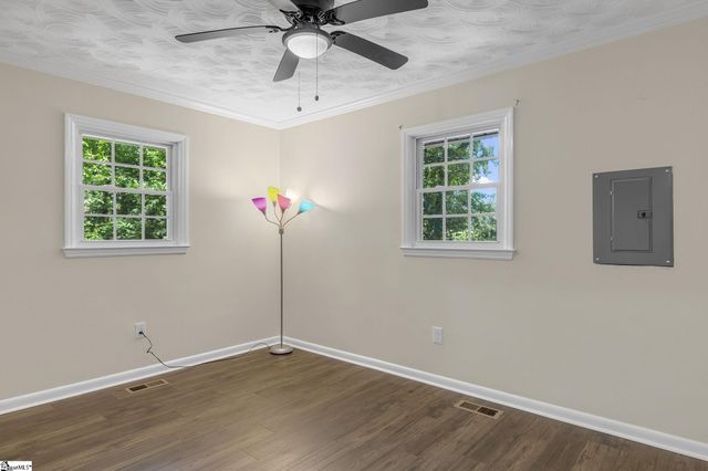 99 Saluda Street, Spartanburg, SC 29301