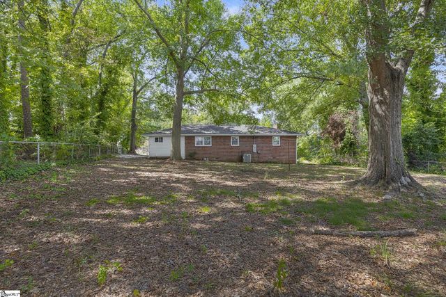 99 Saluda Street, Spartanburg, SC 29301