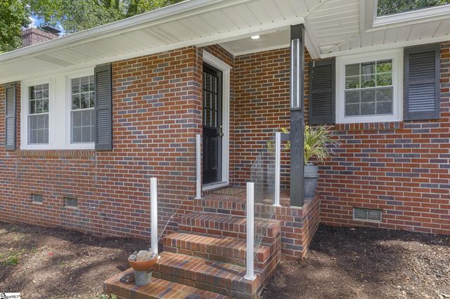 99 Saluda Street, Spartanburg, SC 29301