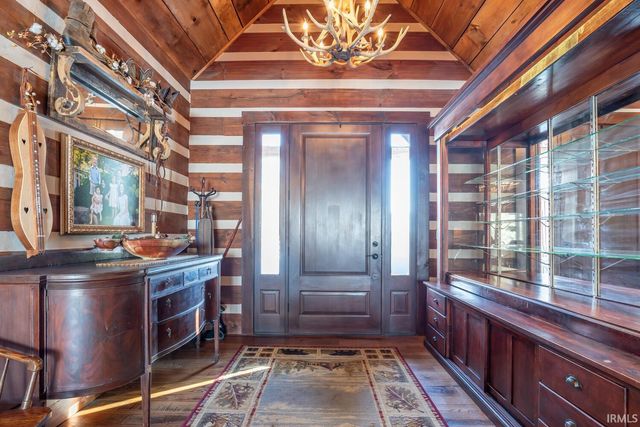 1901 E Lukes Court, Bloomington, IN 47401