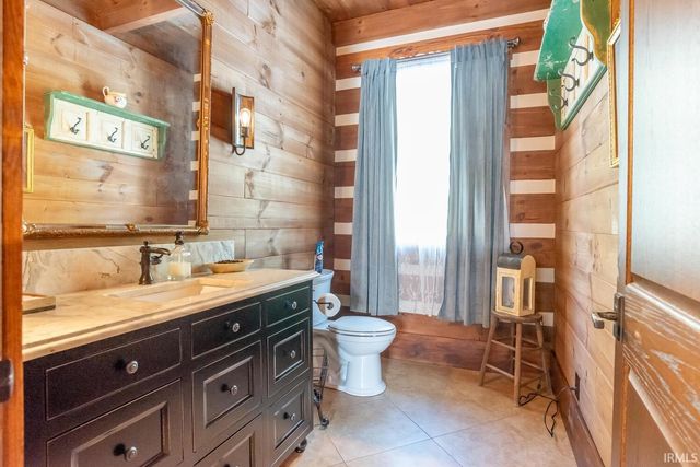 1901 E Lukes Court, Bloomington, IN 47401