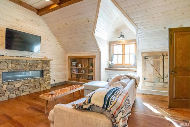 1901 E Lukes Court, Bloomington, IN 47401