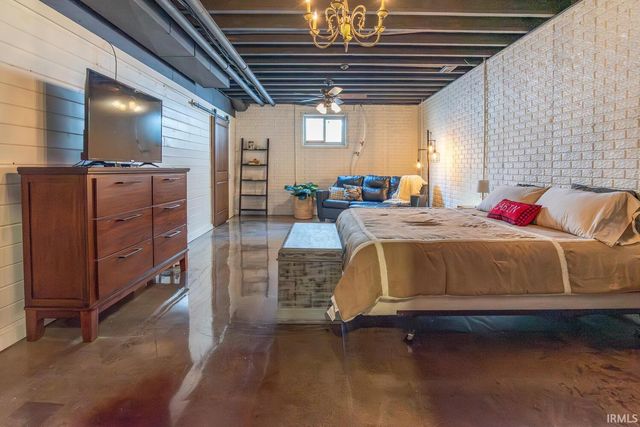 1901 E Lukes Court, Bloomington, IN 47401