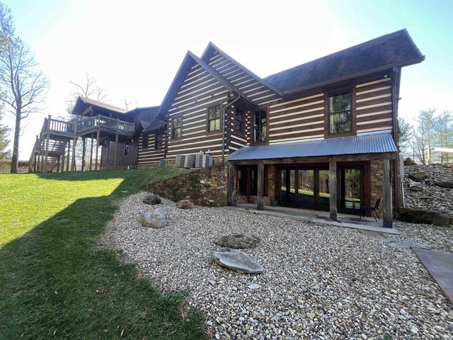 1901 E Lukes Court, Bloomington, IN 47401