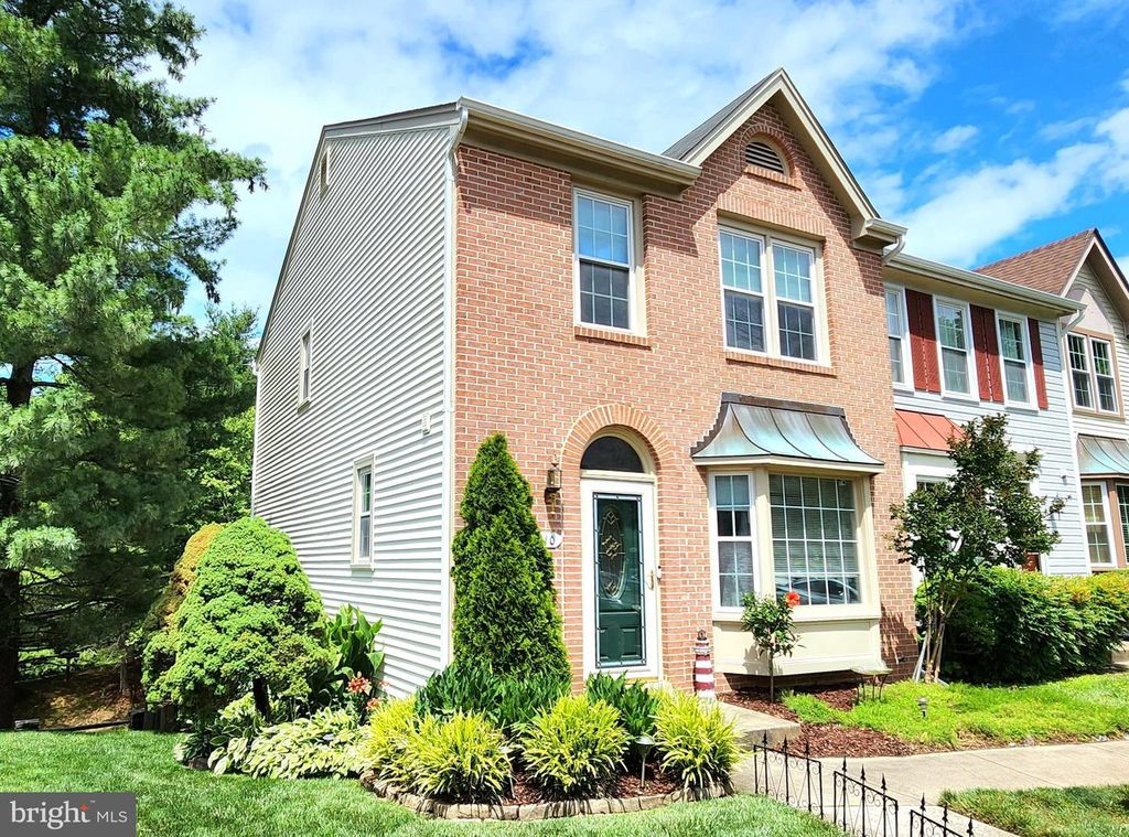 6910 COMPTON VALLEY COURT, Centreville, VA 20121