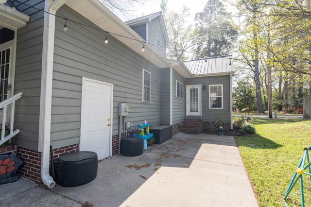 901 Collins St., Conway, SC 29526