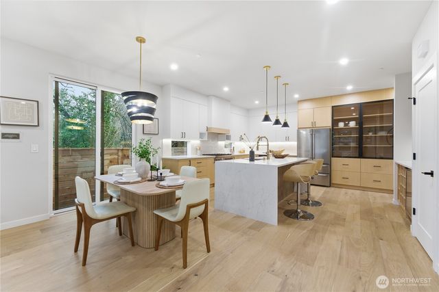 9016 124th Lane NE, Kirkland, WA 98033