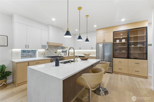 9016 124th Lane NE, Kirkland, WA 98033