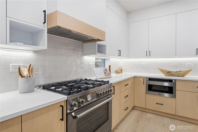 9016 124th Lane NE, Kirkland, WA 98033