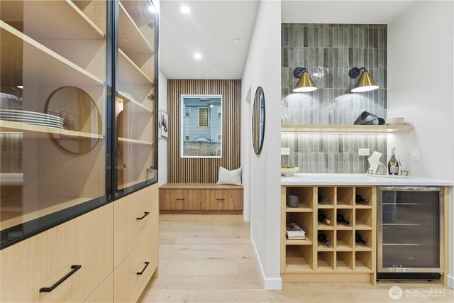 9016 124th Lane NE, Kirkland, WA 98033