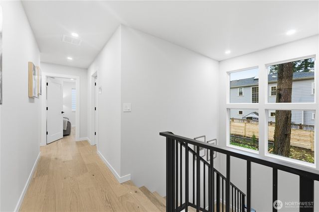 9016 124th Lane NE, Kirkland, WA 98033