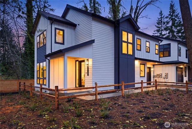 9016 124th Lane NE, Kirkland, WA 98033