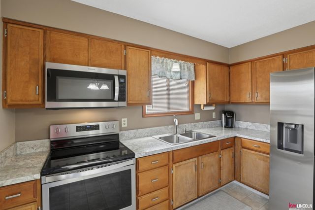 1700 W Garfield Street, Lincoln, NE 68522