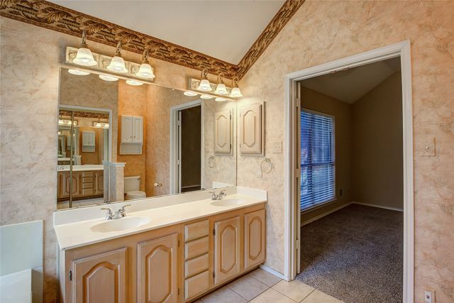 909 Mallard Way, Flower Mound, TX 75028