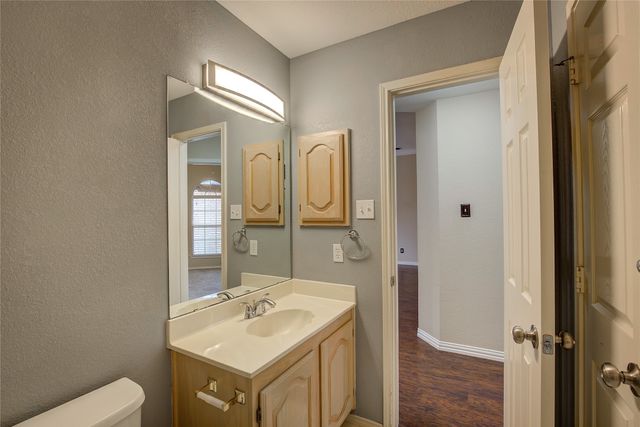 909 Mallard Way, Flower Mound, TX 75028