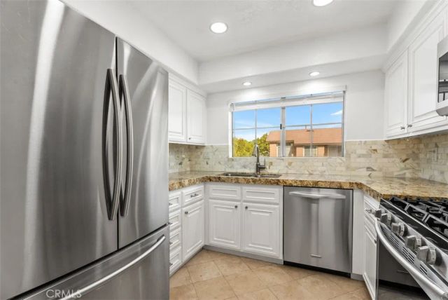 631 S Dewberry, Anaheim Hills, CA 92808