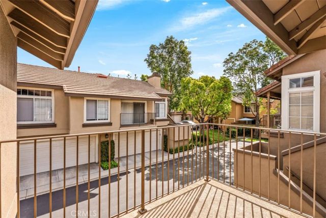 631 S Dewberry, Anaheim Hills, CA 92808