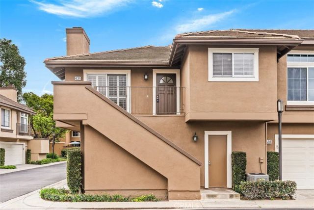 631 S Dewberry, Anaheim Hills, CA 92808