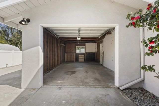 709 Convertible Ln, Fallbrook, CA 92028