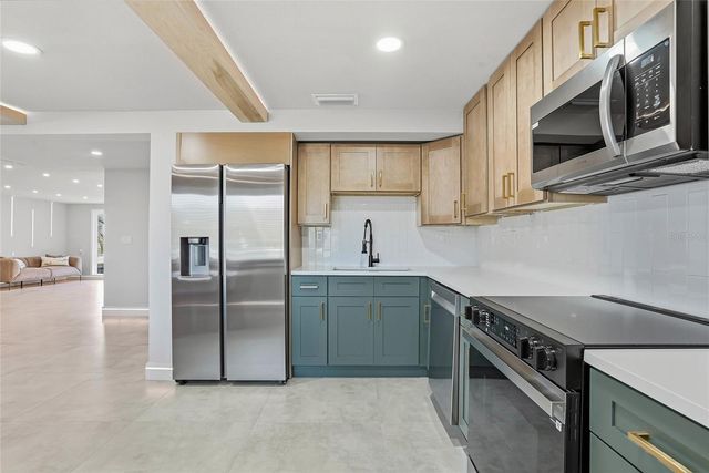 5153 BAY BOULEVARD, Port Richey, FL 34668
