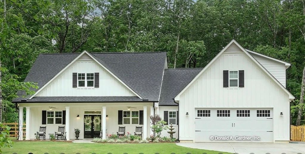 4 Carolyn Way, Culloden, WV 25510