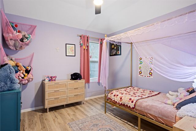 10417 Pineland Drive, Conroe, TX 77378